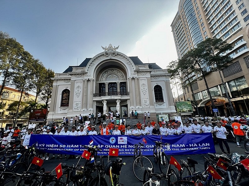 HCM City cycling tourney marks 50 years of Vietnam-Netherlands diplomacy